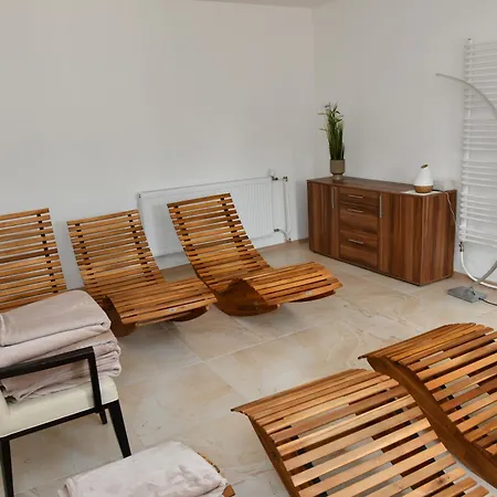 Kır Evi Mestiansky Dom *